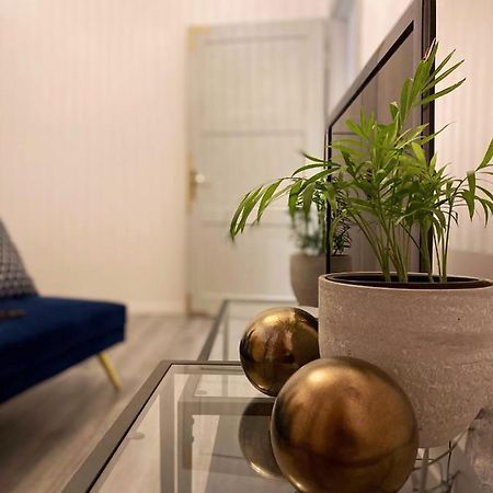 Berg Apartment Braşov Buitenkant foto