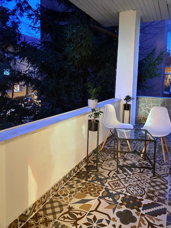 Berg Apartment Braşov Buitenkant foto