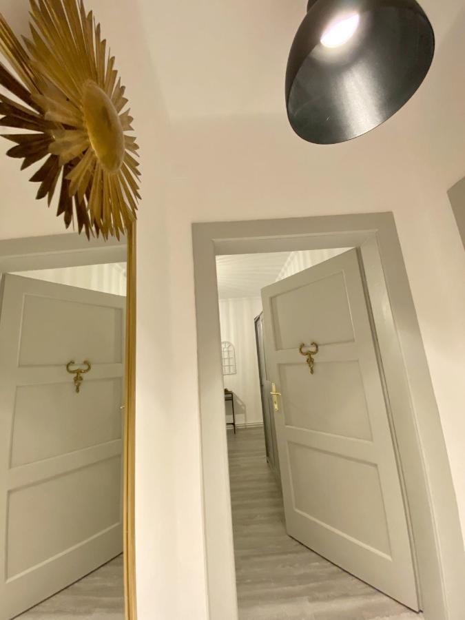 Berg Apartment Braşov Buitenkant foto