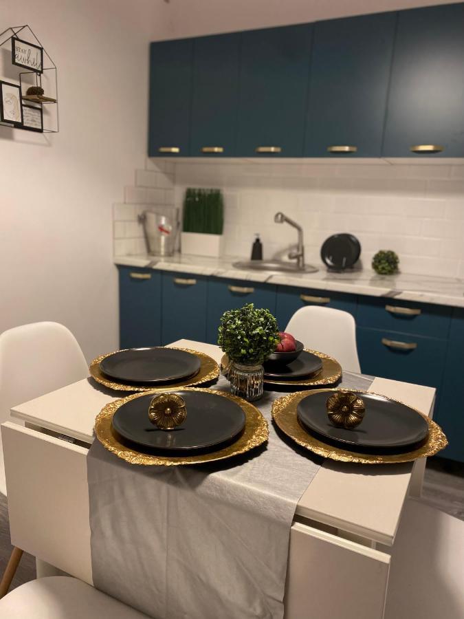 Berg Apartment Braşov Buitenkant foto